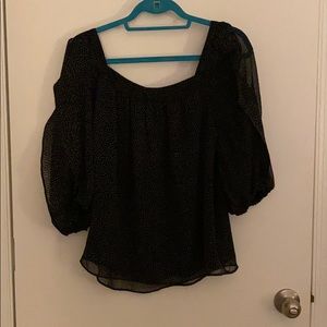 Flowy polka dot top size small